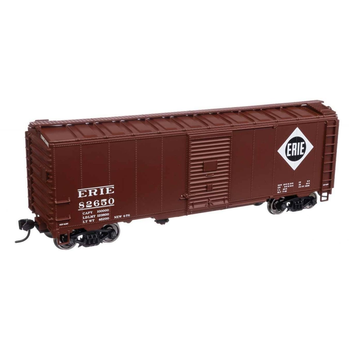 40′ Association of American Railroads 1944 Boxcar - Ready to Run -- Erie 82650