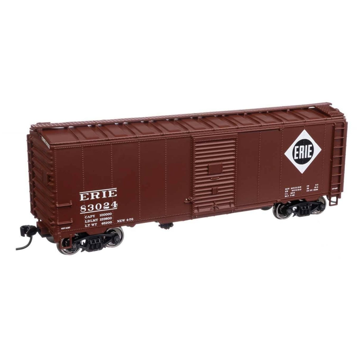 40′ Association of American Railroads 1944 Boxcar - Ready to Run -- Erie 83024