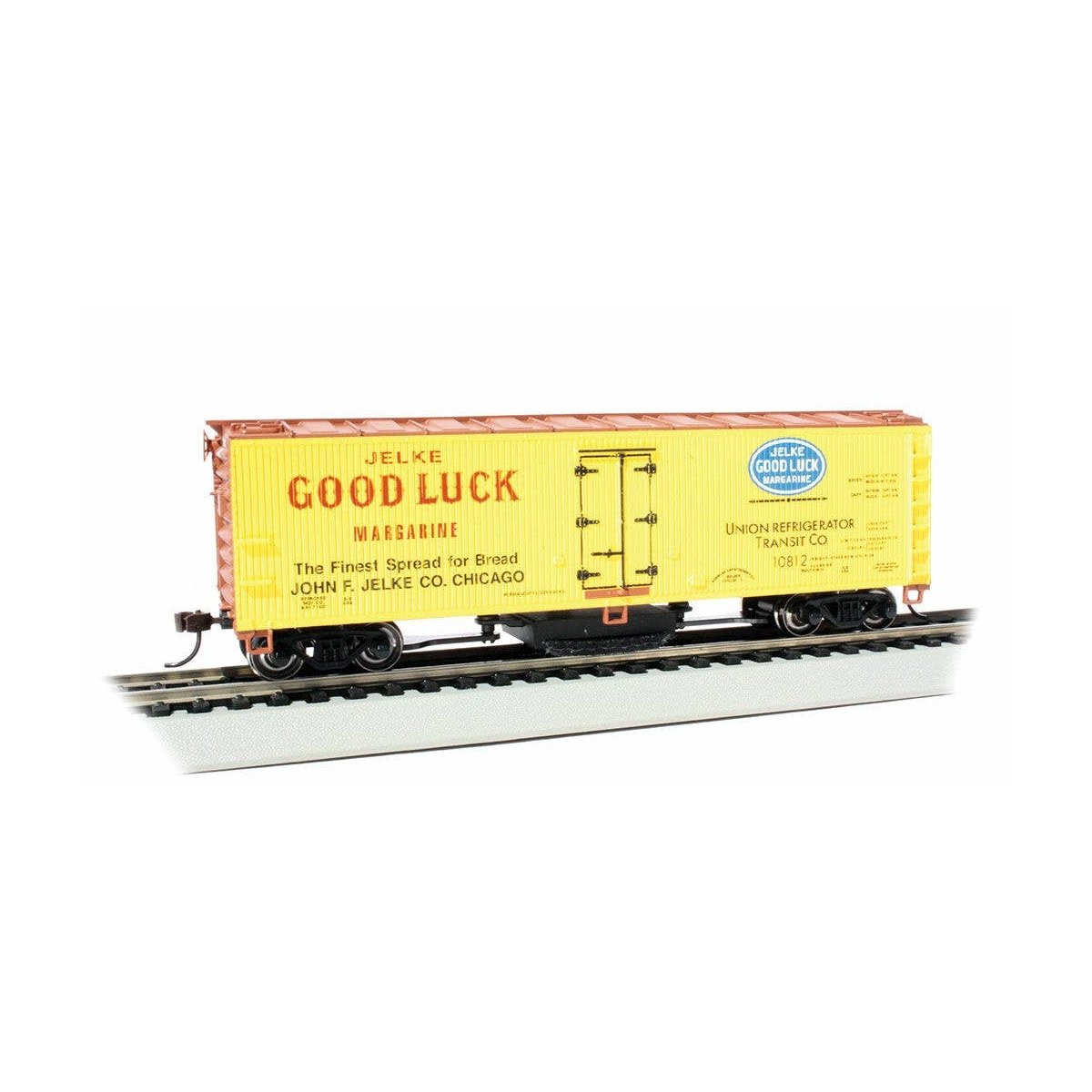 Track Cleaning 40′ Wood Reefer with Removable Dry Pad - Ready to Run -- Jelke Good Luck Margarine URTX 10812, HO Bachmann Indu