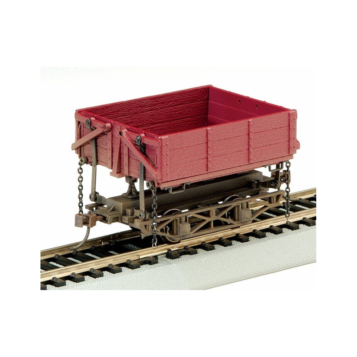 Wood Side-Dump Car 3-Pack - Ready to Run - Spectrum(R) -- Painted, Unlettered (Boxcar Red), On30 Bachmann Industries 29801