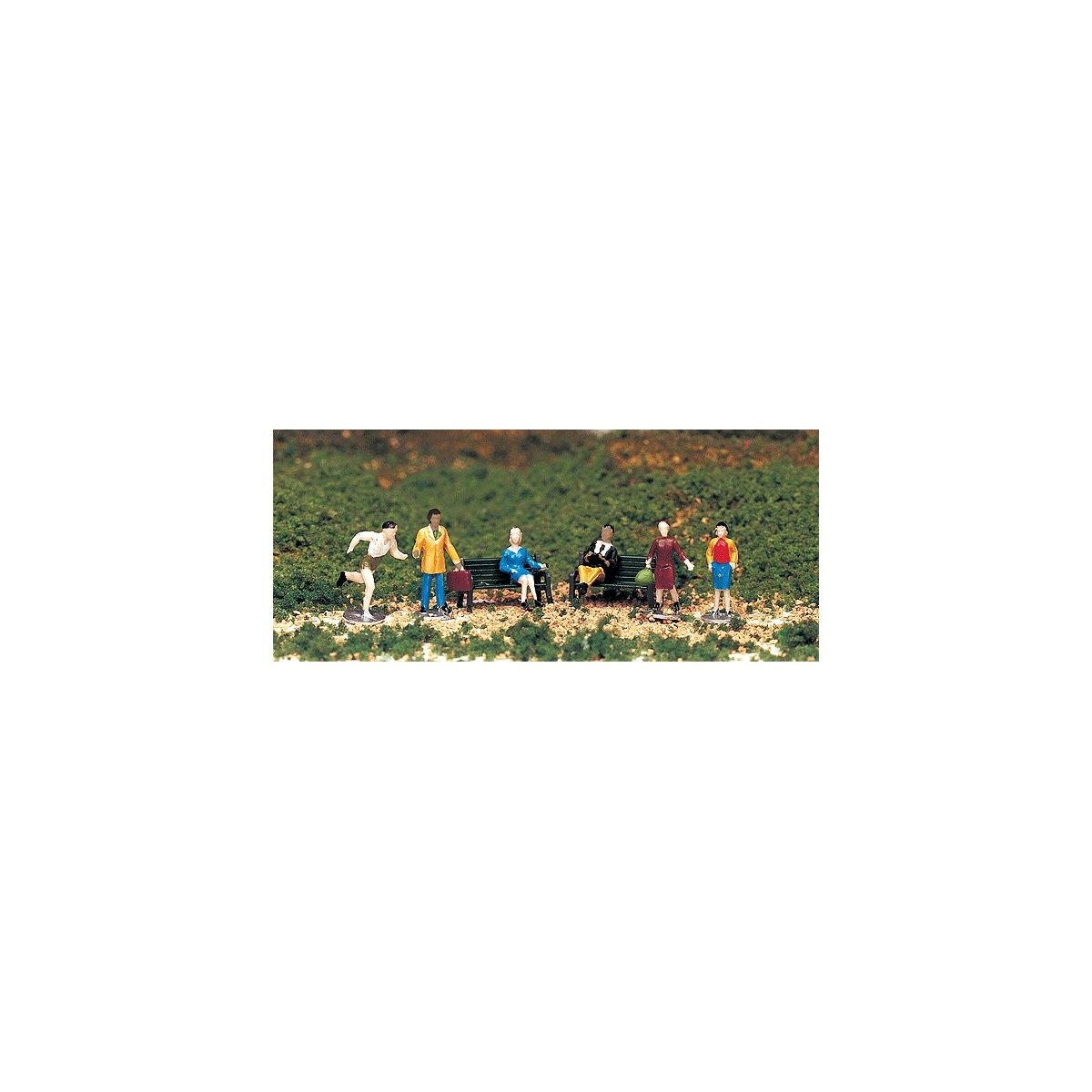 Figures -- People At Leisure pkg(6), HO, Bachmann Industries 42339