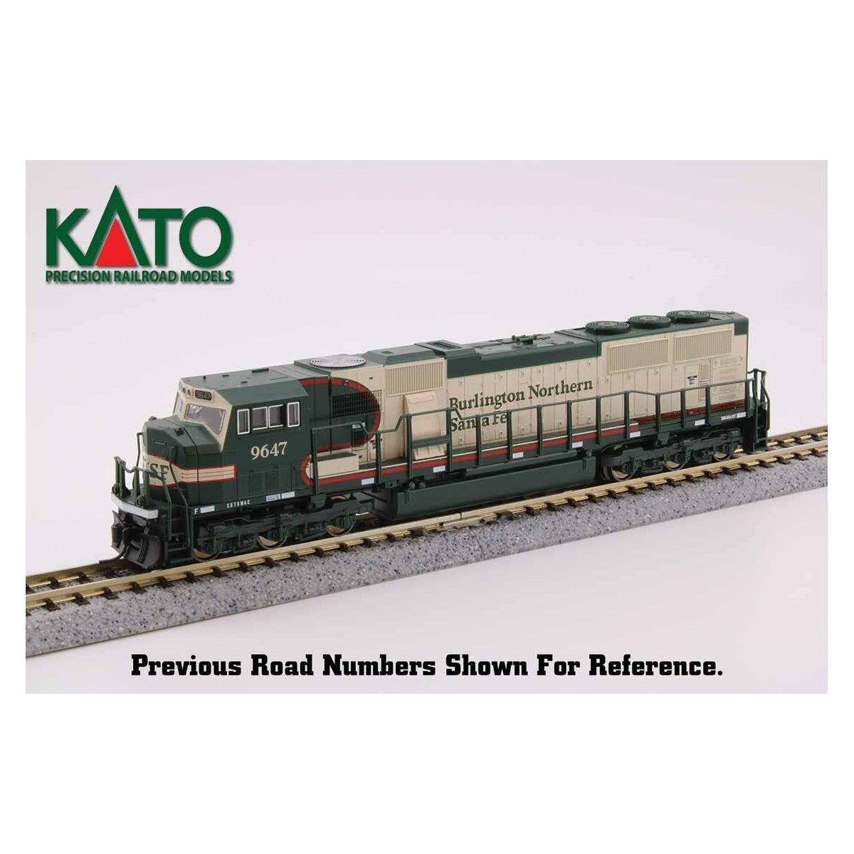 EMD SD70MAC w/Cab Headlight - Standard DC -- Burlington Northern Santa Fe 9647 (Early Merger Warbonnet, cream, green), N Kato US