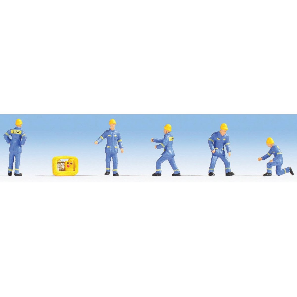 THW (Technical Aid Agency) -- 5 Figures (blue uniforms) & Portable Generator, HO, Noch Gmbh & Co 15025