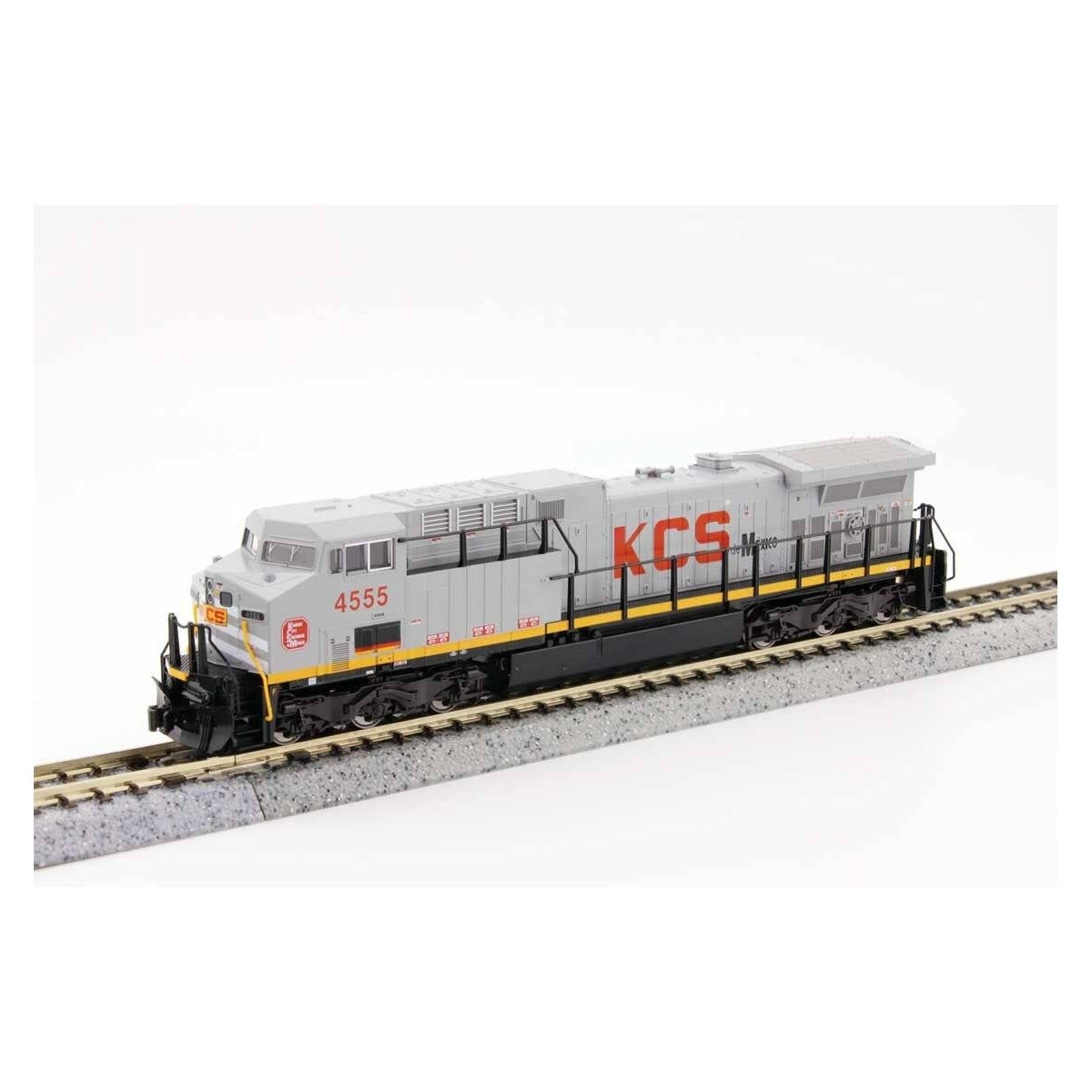 GE AC4400CW Low Numberboards - Standard DC -- Kansas City Southern de Mexico 4555 (gray, red, yellow), N Kato USA Inc 1767046