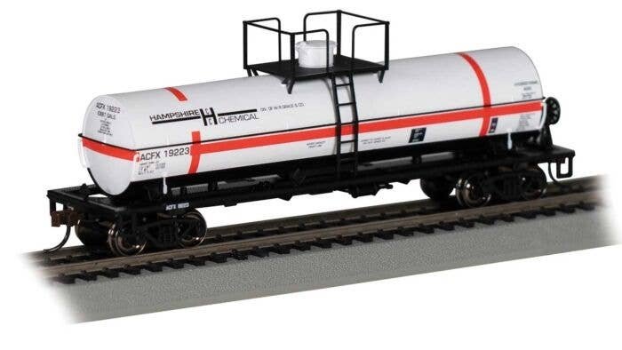 Chemical Tank Car - Ready to Run -- Hampshire Chemical 19223 (Small Dome), HO, Bachmann Industries 75810