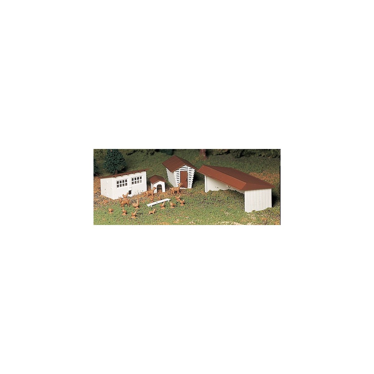 Plasticville U.S.A.(R) Classic Kits -- Farm Out-Buildings pkg(3), O Bachmann Industries 45604