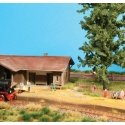 Station Platform Edge - Kit (Plastic) -- Wood Railroad Ties 17-1/8′ 43.4cm Total Length Including End Ramp Sections, HO, Brawa