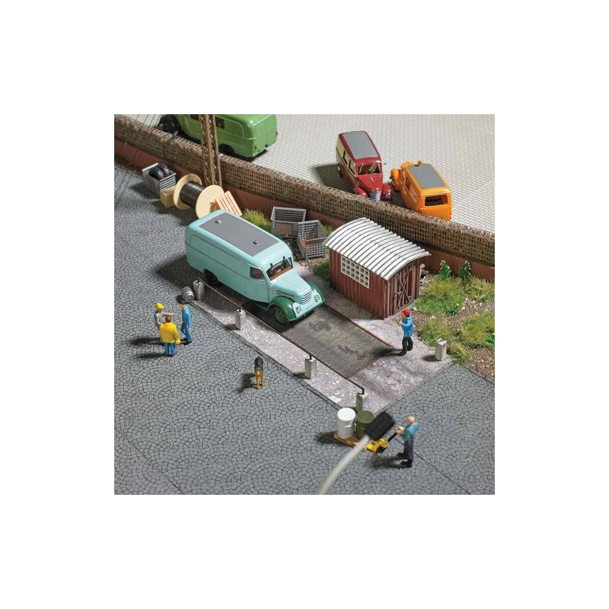 Truck Scalehouse with Scale -- Laser-Cut Kit, HO Busch Gmbh & Co Kg 1649
