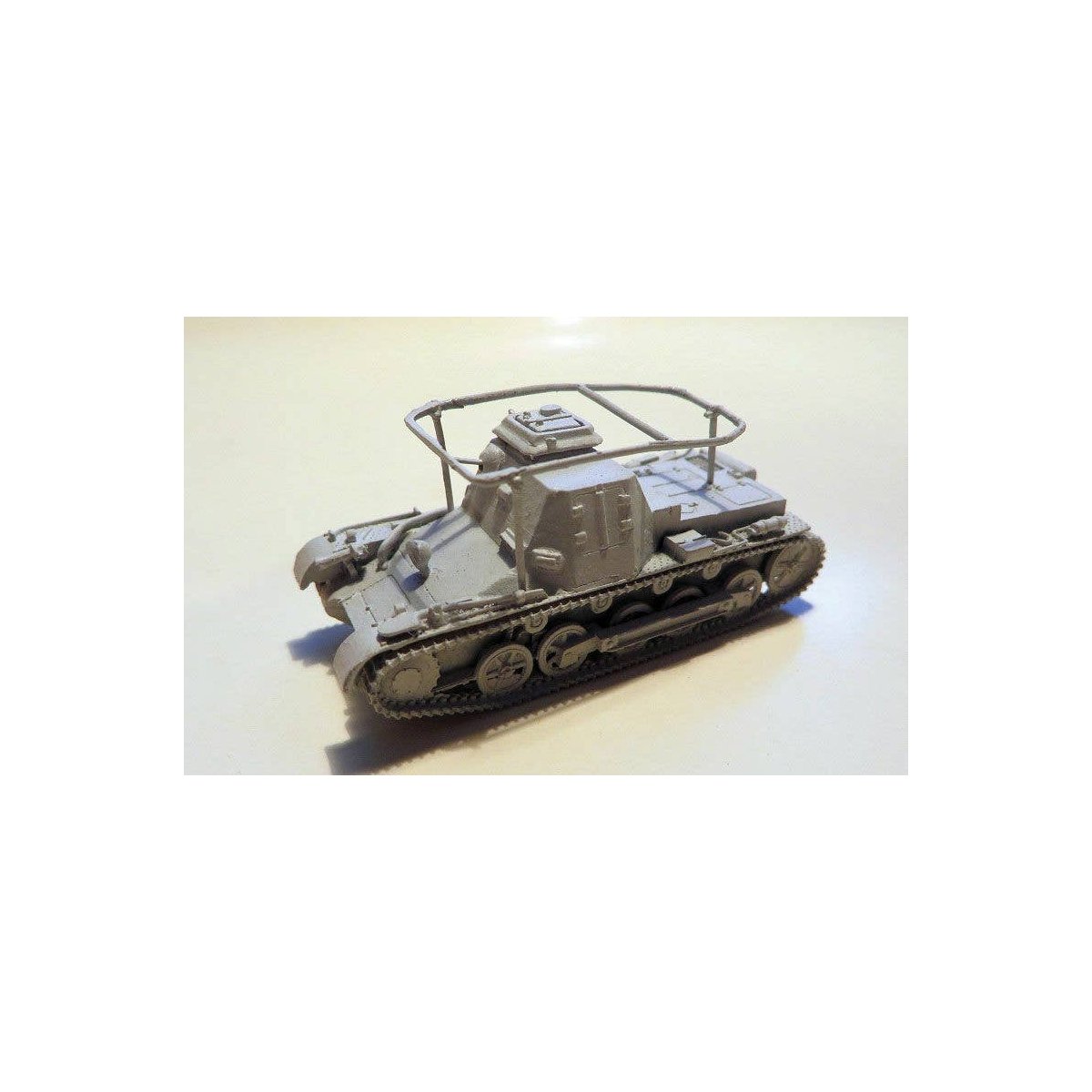Former German Army WWII Light Tanks -- Sd.Kfz. 265 Panzerbefehlswagen / Panzer I Ausf. A Command Tank, HO Trident Miniatures 871
