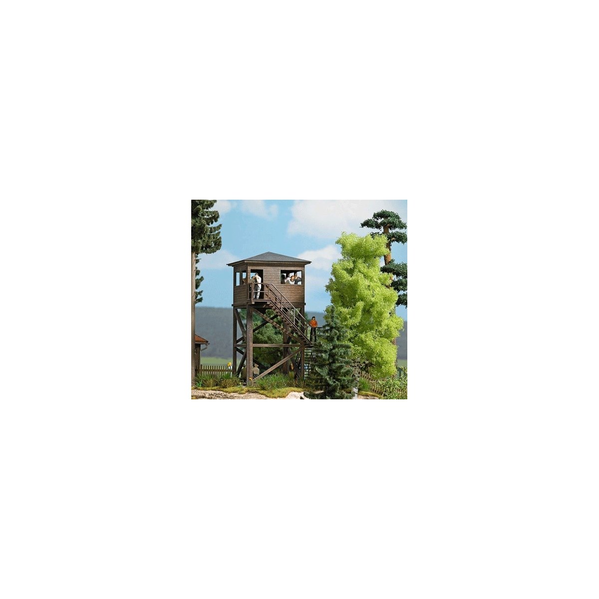 Observation Tower -- Laser-Cut Wood Kit - 2-3/16 x 2-3/16 x 3-13/16′ 5.5 x 5.5 x 9.7cm, HO Busch Gmbh & Co Kg 1585