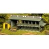 Lumber Yard & Office - Kit -- 3-3/4 x 8-1/2′ 9.5 x 21.3cm, HO Atlas Model Railroad Co. 750