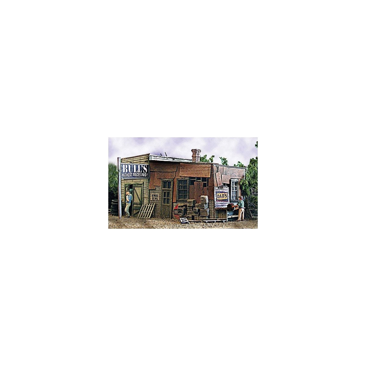 Bull′s Salvage -- Kit - 5 x 7′ 12.7 x 12.7cm, HO Bar Mills LLC 452