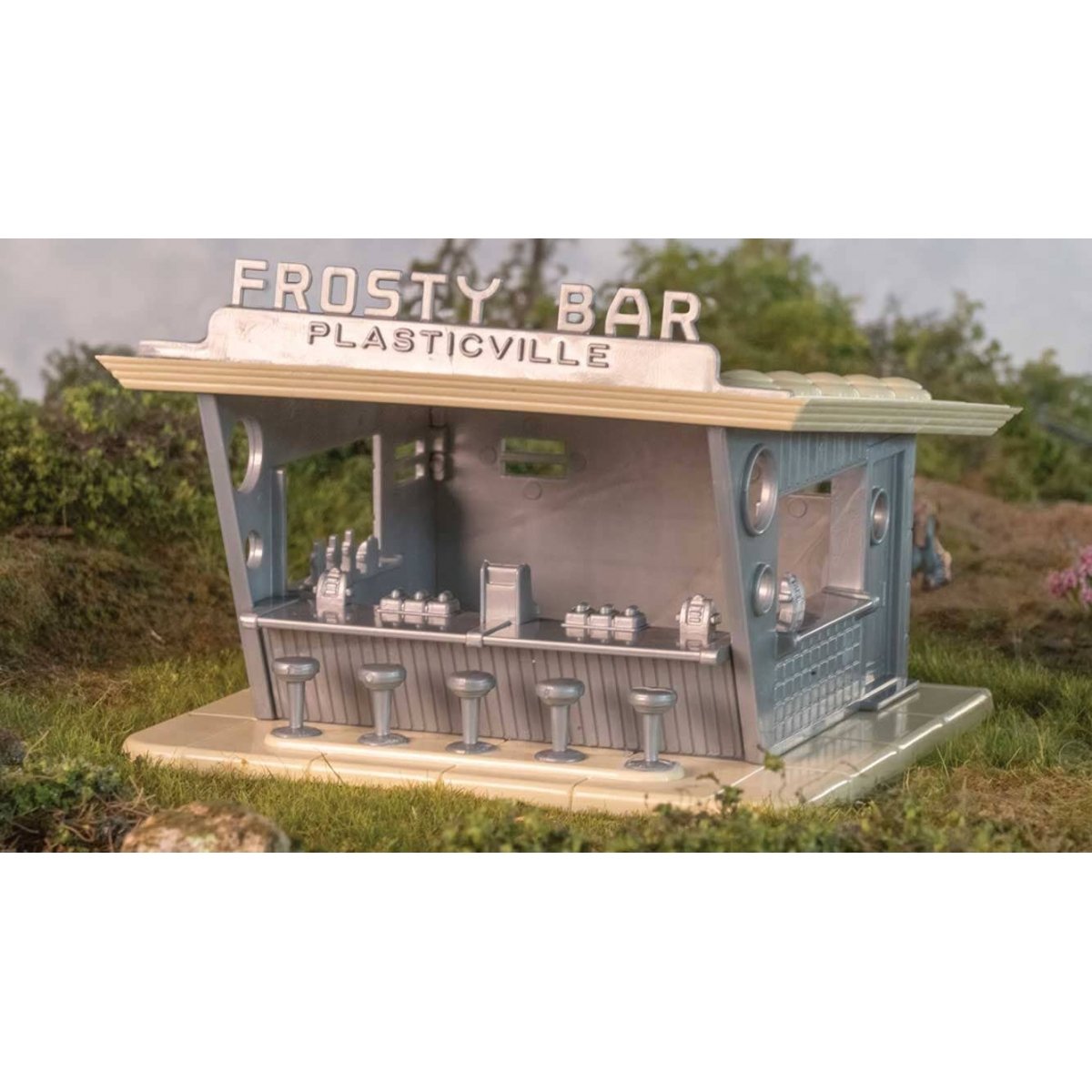 Plasticville U.S.A.(R) Classic Kits -- Frosty Bar, O Bachmann Industries 45606