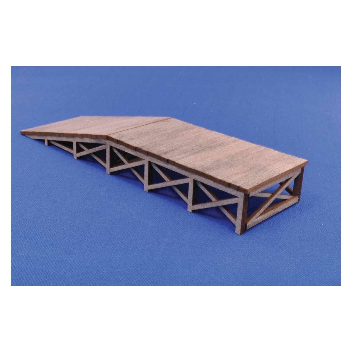 Wood Loading Ramp -- Kit - 5-3/4 x 1-1/2′ 14.6 x 3.8cm, HO Blair Line 174