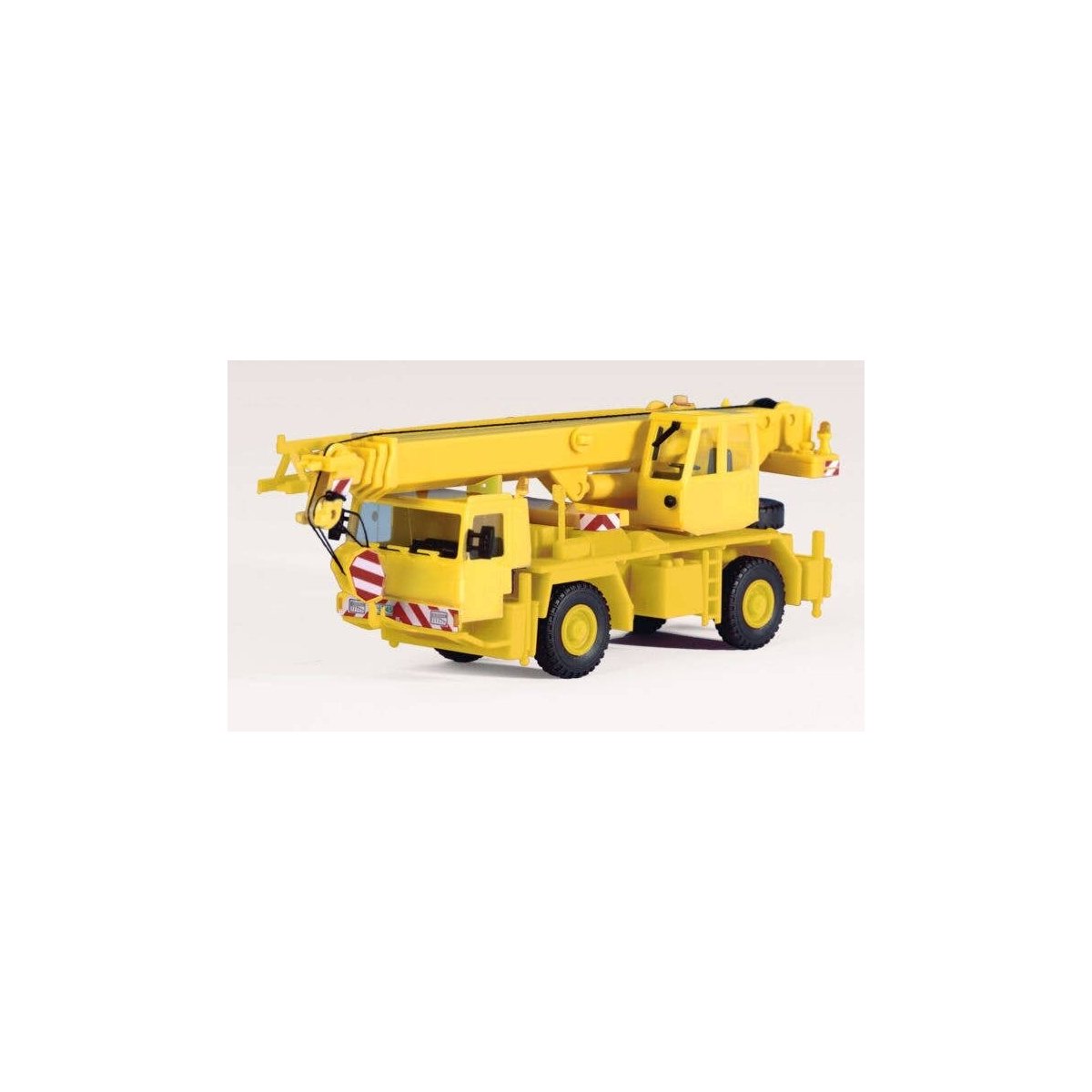 Two-Axle Truck Crane -- Kit, HO, Walthers SceneMaster 11015