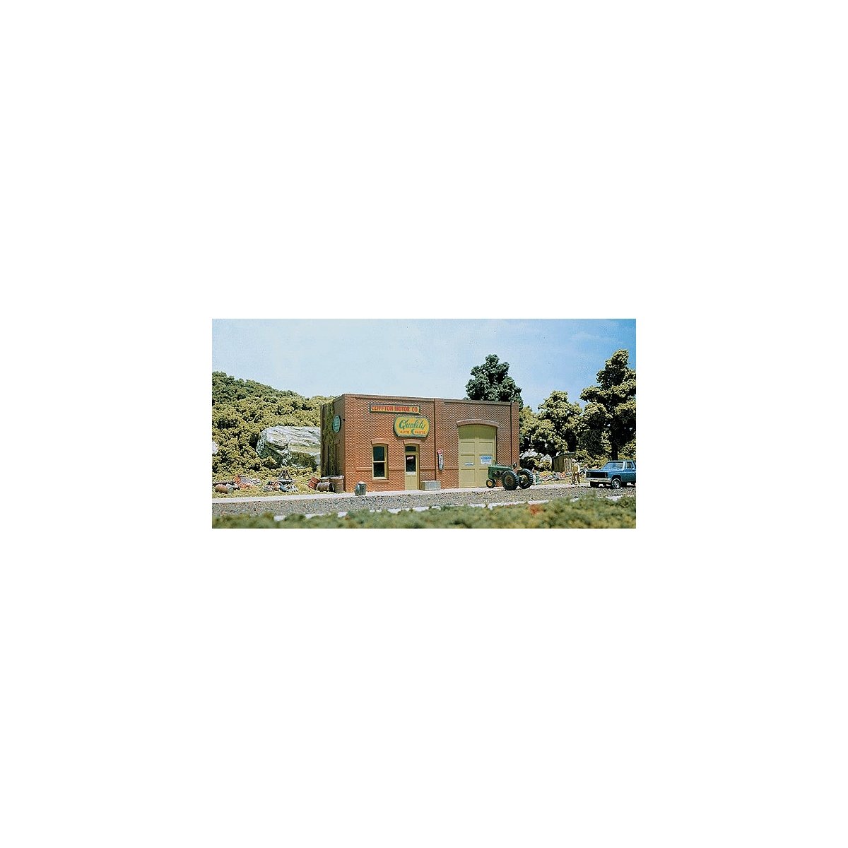 Modular Building System(TM) -- Modular Learning Kit - 5-3/4 x 3′ 14.8 x 7.7cm, HO Design Preservation Models 36000