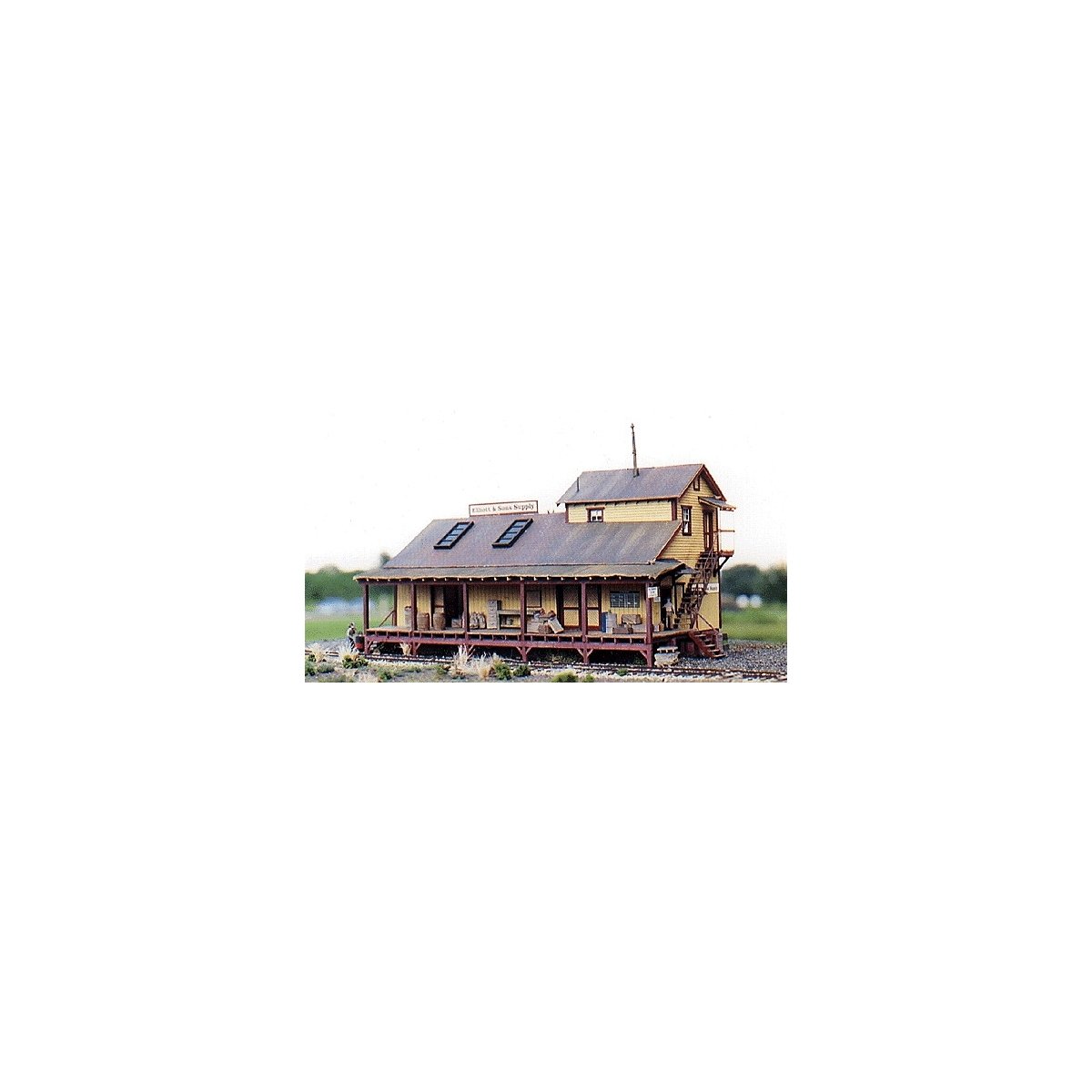 Goin′ Home Series -- Elliott & Sons Supply - 8-3/16 x 5-1/2′ 20.8 x 14cm, HO B.T.S. 28106
