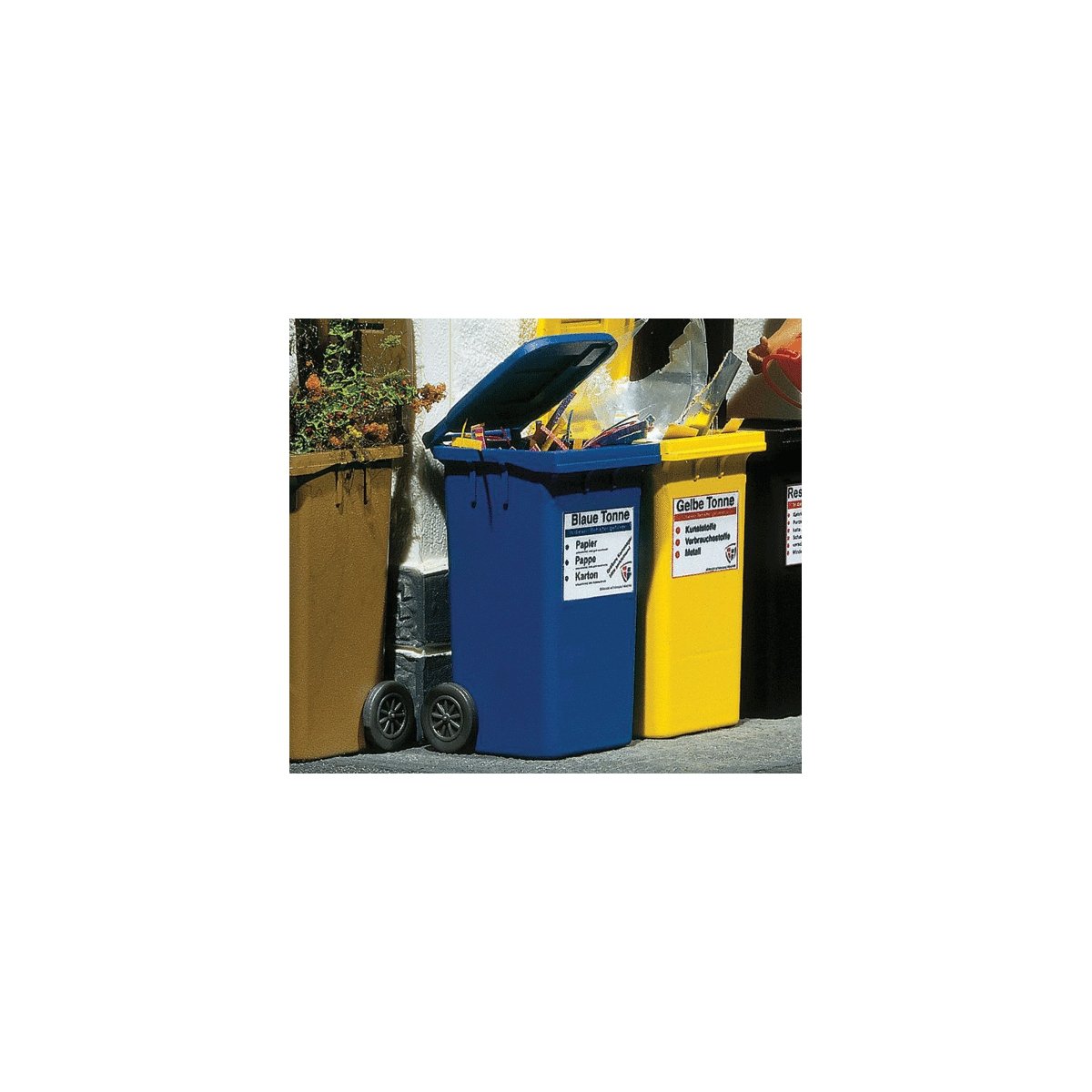 Garbage Bins -- Blue pkg(2), G, Pola 333206