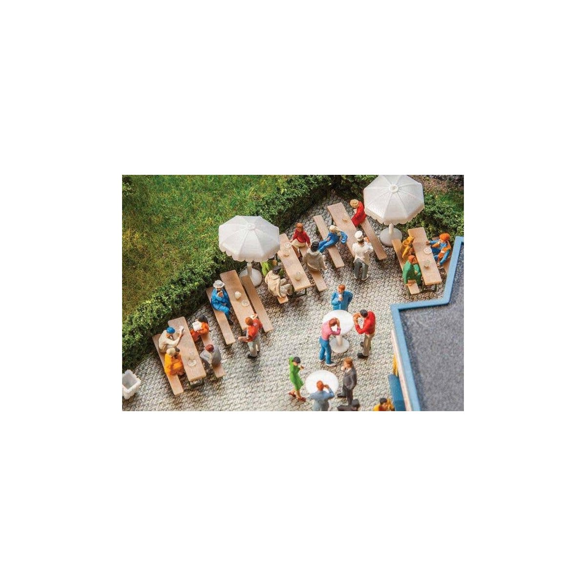 Beer - Picnic Table and Bench Set -- pkg(5), HO, Faller Gmbh 180963