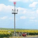 Cell Tower w/Flashing Warning Light -- 14-16V 6-7/8′ 17.5cm Tall, HO, Busch Gmbh & Co Kg 5401