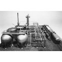 Petro/Chemical Refinery -- Kit - 20 x 24′ 50.8 x 61cm, HO, Plastruct Inc 1008