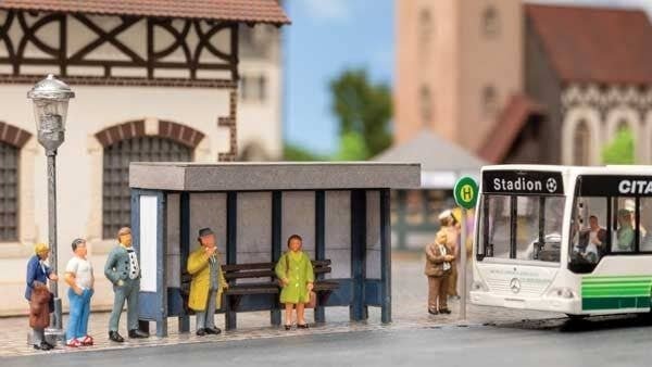 Bus Stop - Laser-Cut Minis -- Laser-Cut Kit - 2-11/16 x 1-1/8 x 1-1/4′ 6.8 x 2.8 x 3.3cm, HO, Noch Gmbh & Co 14390
