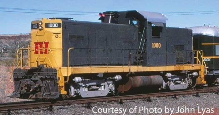 Alco C415 - Standard DC -- Hammersley Iron 1000 (Pullman Green, yellow, red), HO, Bowser Manufacturing Co. 60575