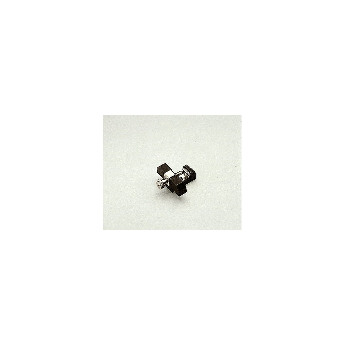 Track Feeder Clips -- pkg(2), G LGB 50161