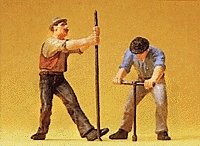 Track Workers w/Wrench & Crow Bar, G, Preiser Kg 45009