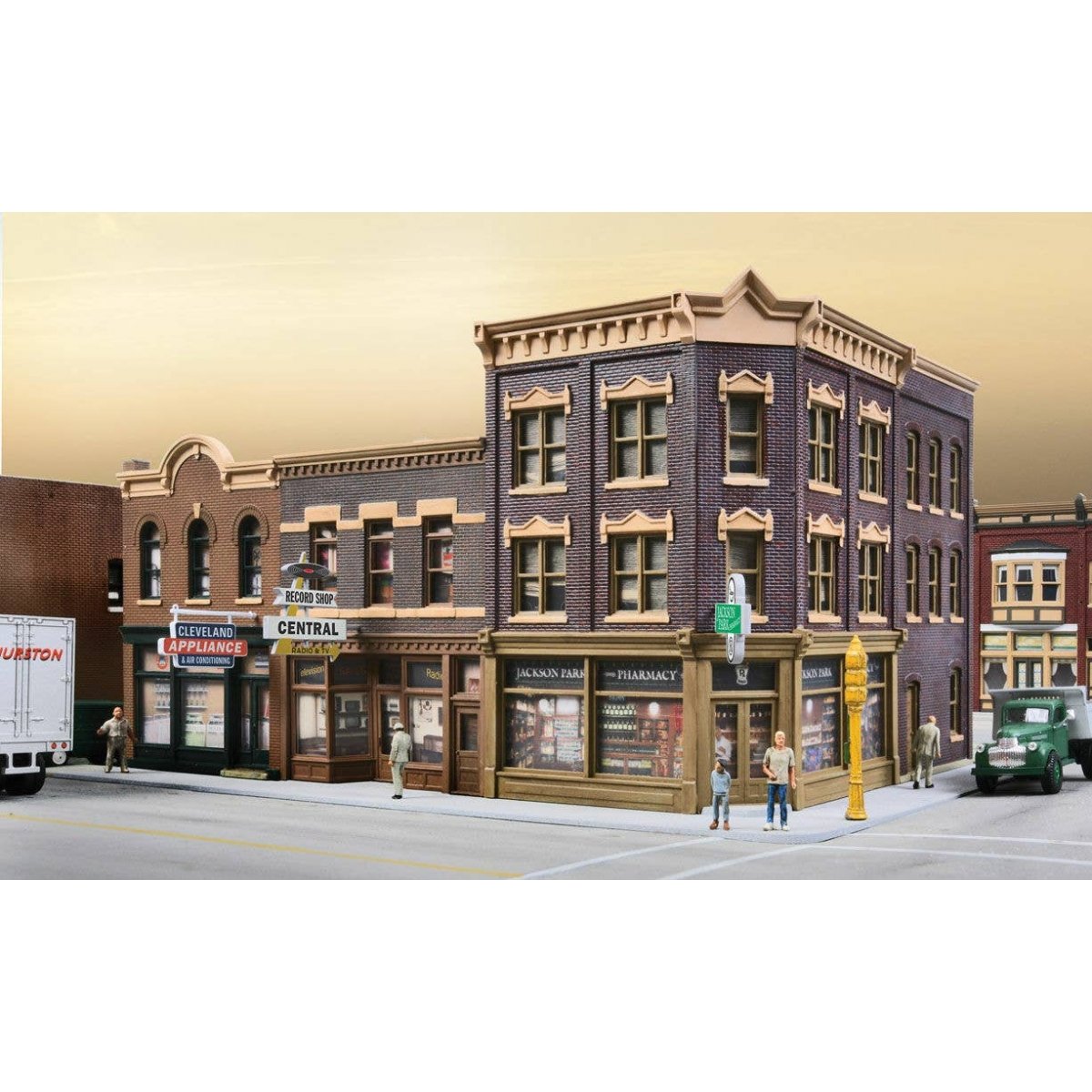 Merchant′s Row V -- Kit - 10-1/2 x 6-7/8 x 5-5/16′ 26.6 x 17.4 x 13.4cm, HO Walthers Cornerstone 4041