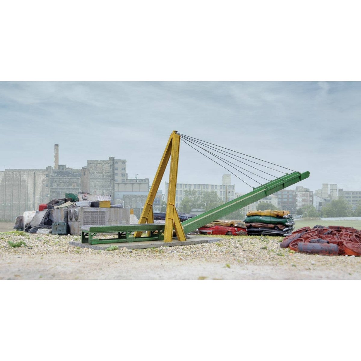 Scrap Yard Conveyor -- Kit - 9-1/4 x 1-3/4 x 3-3/8′ 23.4 x 4.4 x 8.5cm, HO Walthers Cornerstone 3645