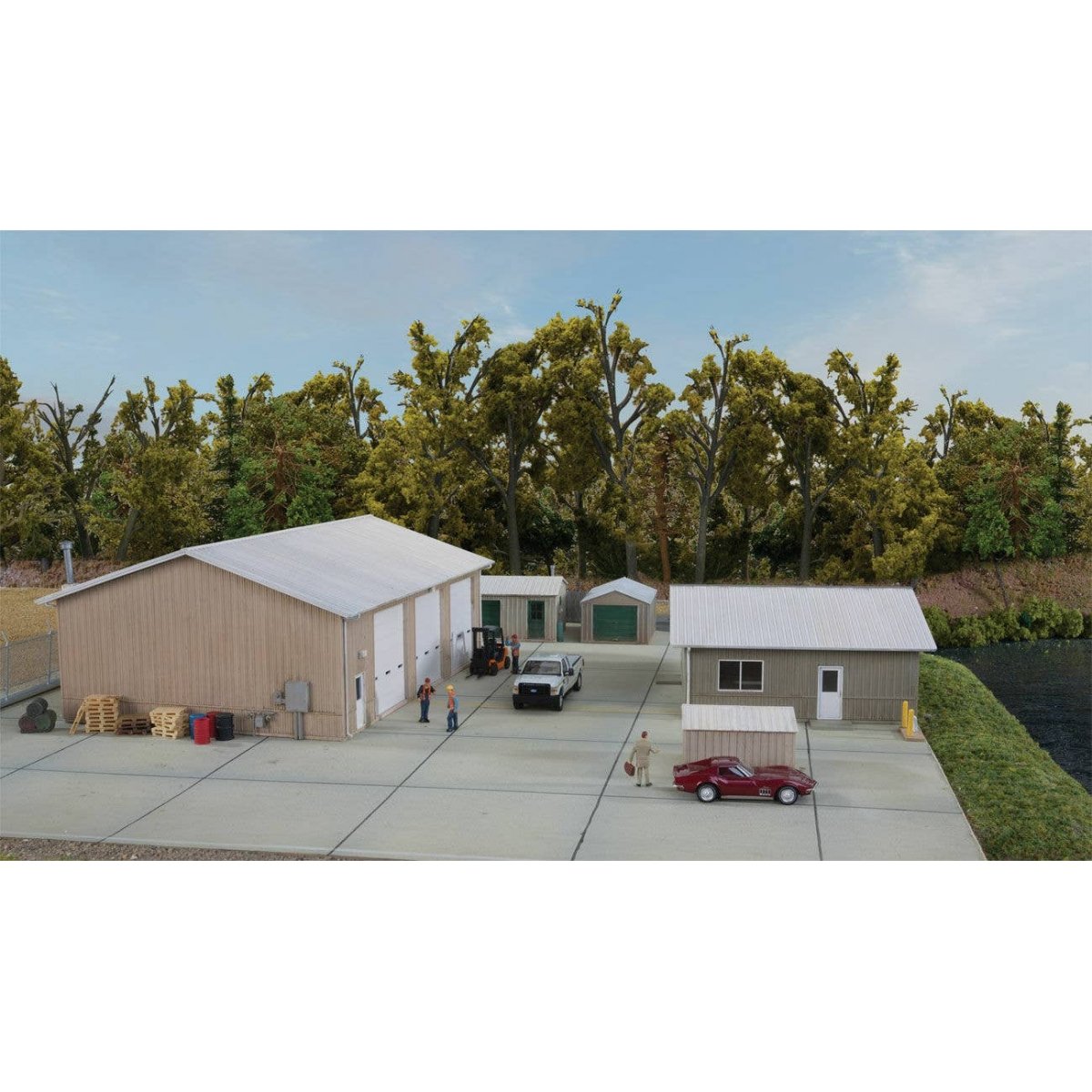 Vehicle Maintenance Facility -- Kit - Set of Five Buildings, HO Walthers Cornerstone 4122