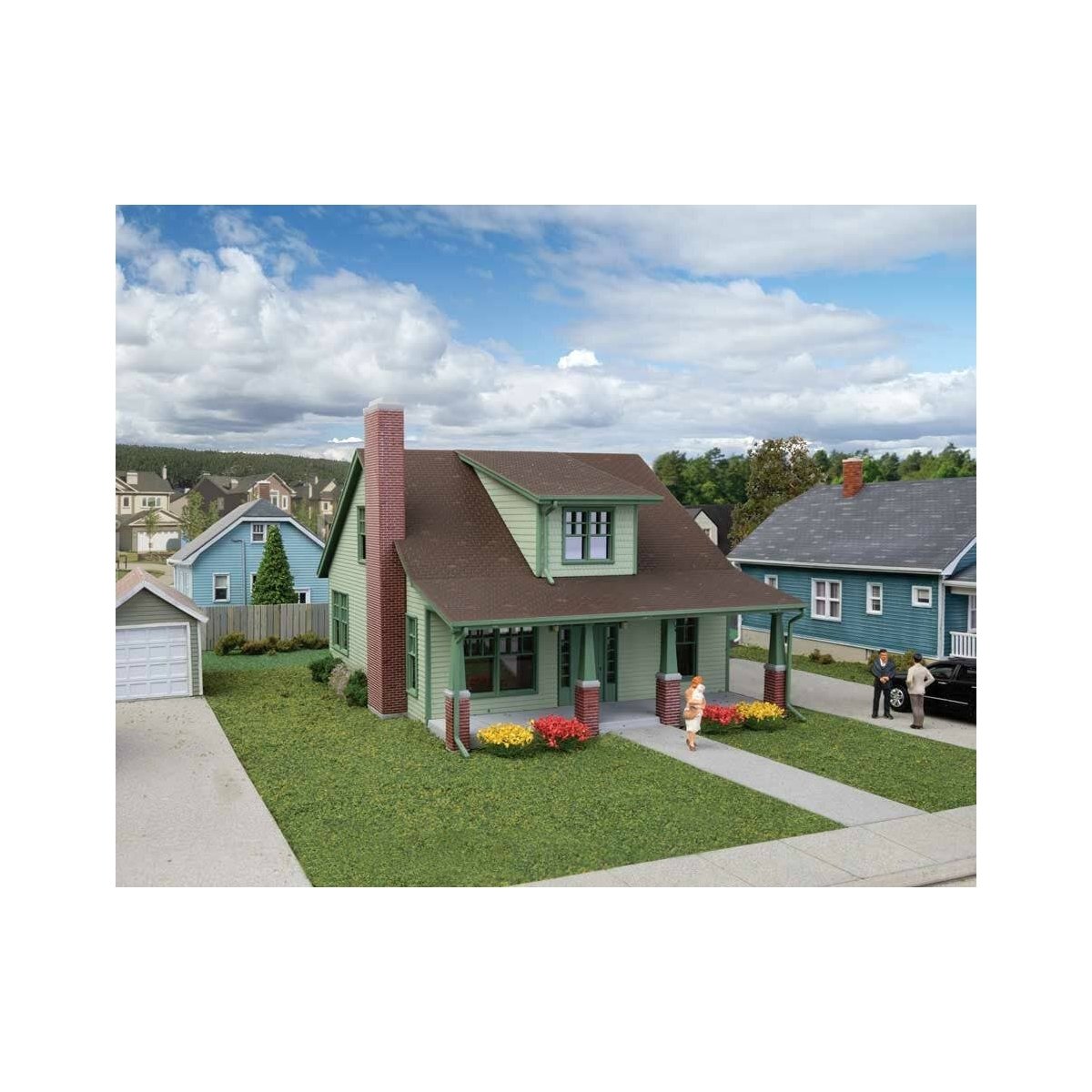 Craftsman Bungalow -- Kit - 7 x 4-7/16 x 3-7/8′ 17.7 x 4.4 x 9.8cm, HO Walthers Cornerstone 3797