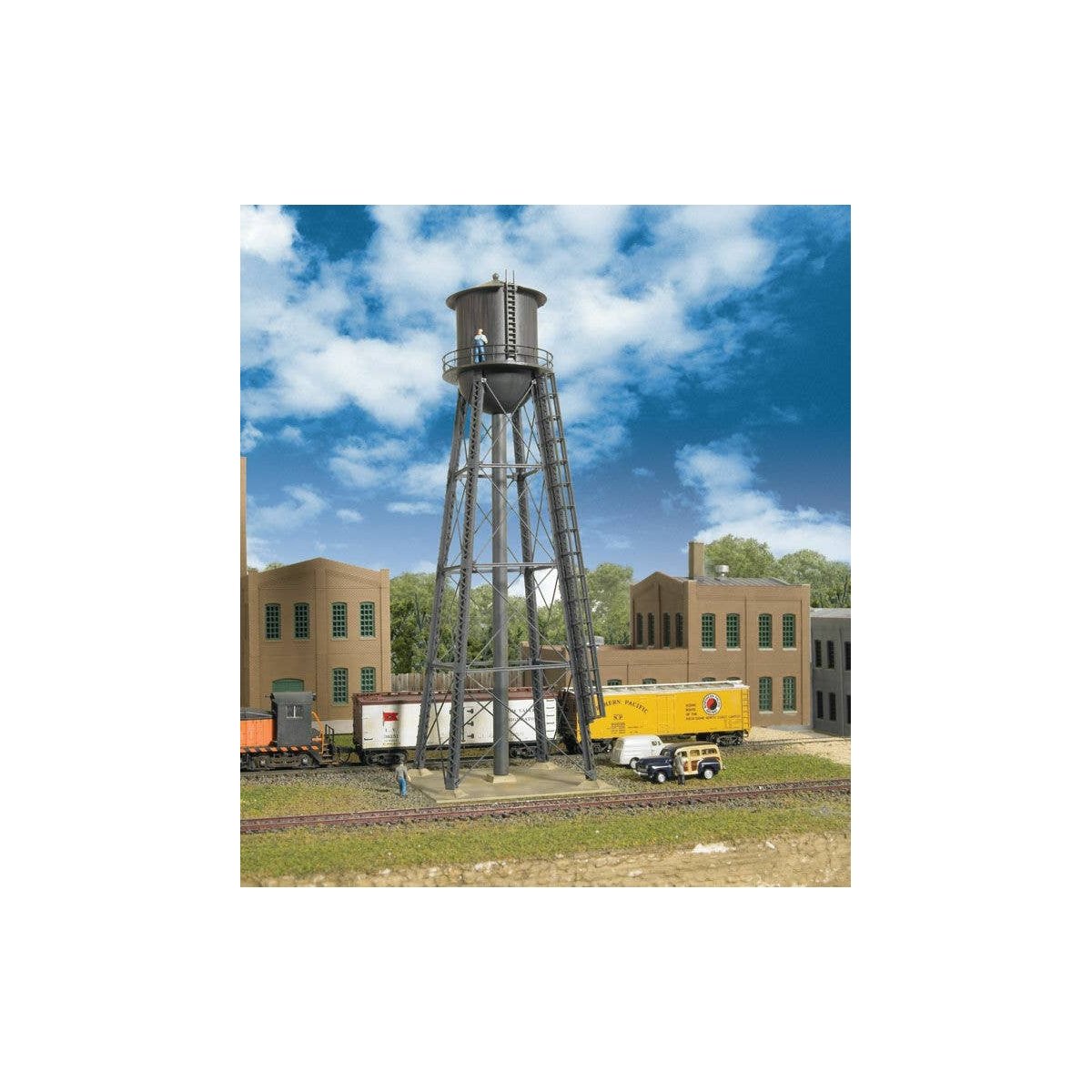 City Water Tower -- Kit - 2-3/8 x 2-3/8 x 7′ 6 x 6 x 17.7cm, N Walthers Cornerstone 3815
