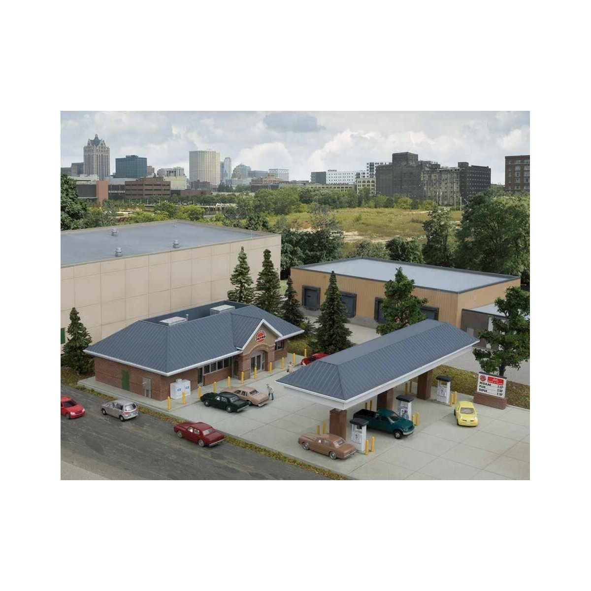 Modern Gas Station -- Kit - Main Building: 5-3/4 x 3-5/8 x 1-3/4′ 14.6 x 9.2 x 4.4cm, N Walthers Cornerstone 3885