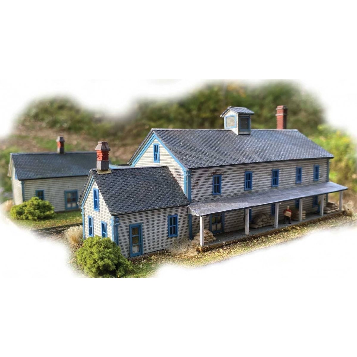 A.G. Winter′s General Store & Granary -- Laser-Cut Wood Kit - 7 x 4-1/4 x 1-1/2′ 17.8 x 10.8 x 3.8cm, N The N Scale Architec