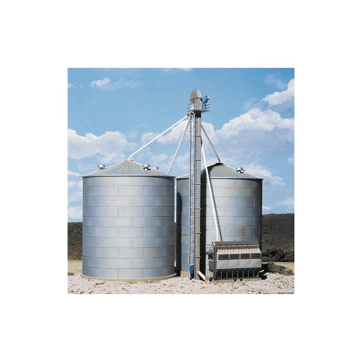 Grain Conveyor -- Kit - 3/4 x 9/16 x 10-5/8′ 1.9 x 1.4 x 26.9cm, HO Walthers Cornerstone 3124