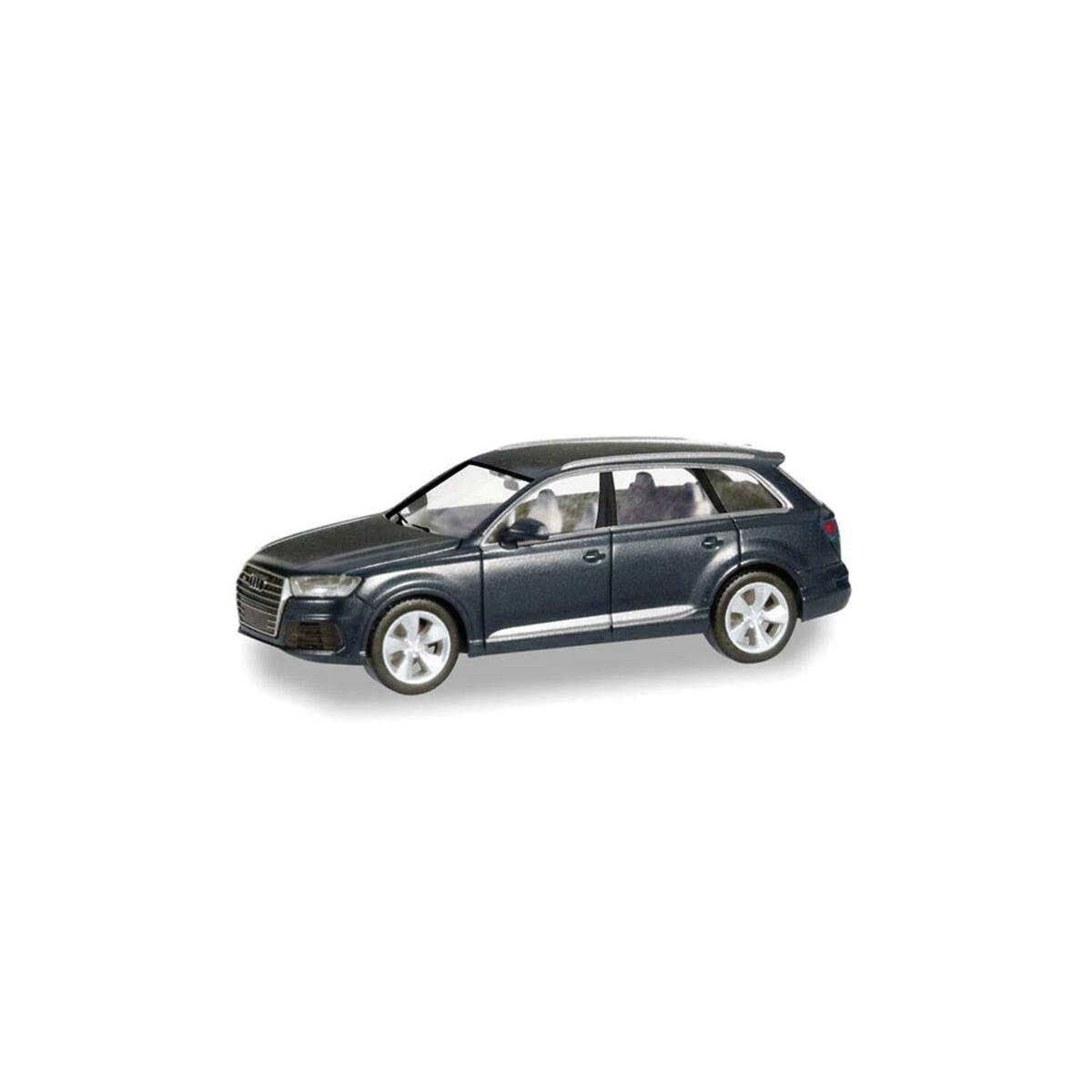 Audi Q7 Crossover SUV - Assembled -- Various Metallic Colors, HO Herpa Models 38447