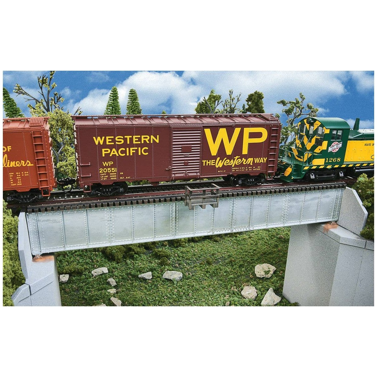 70′ Single-Track Railroad Deck Girder Bridge -- Kit - 9-5/8 x 1-3/8 x 1-1/2′ 24.4 x 3.5 x 3.8cm, HO Walthers Cornerstone 450