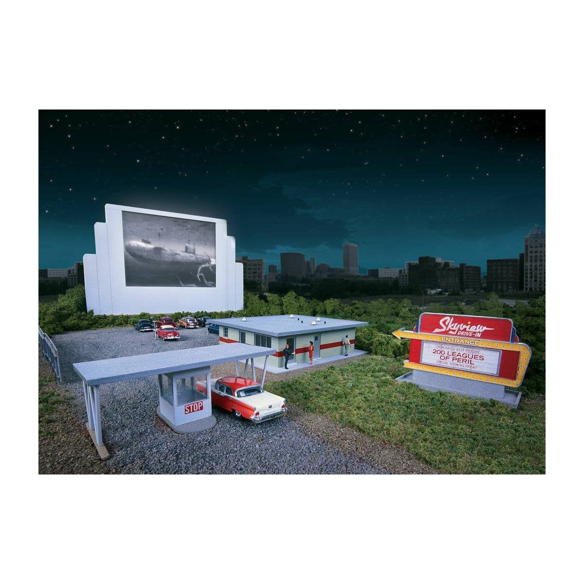 Skyview Drive-In Theater -- Kit - Screen Holds Most 7′ Tablets (7-7/8 x 5-5/16 x 9/32 to 15/32′), HO Walthers Cornerstone 34