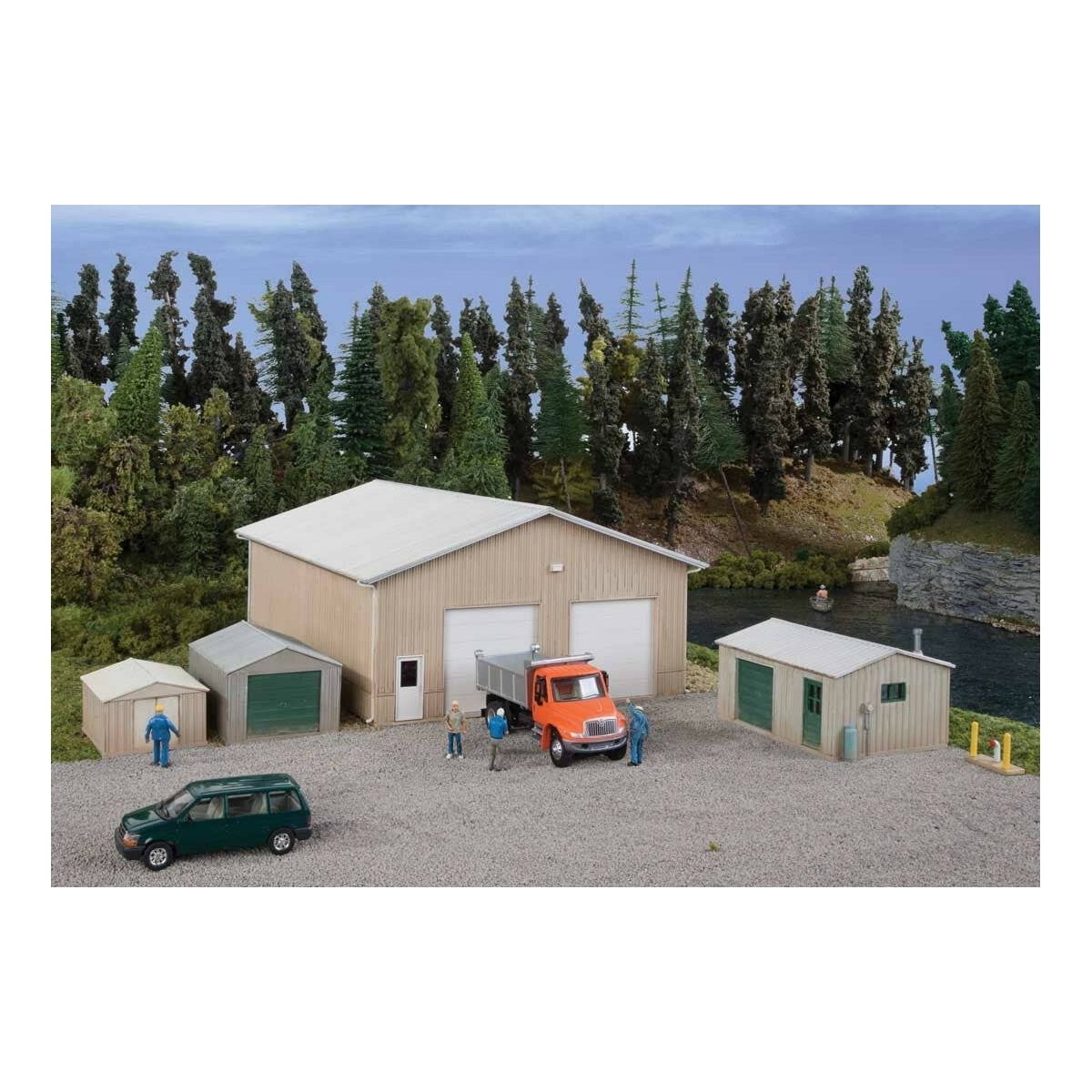 Pole Barn and Sheds -- Kit - Set of Four Buildings, HO Walthers Cornerstone 4125