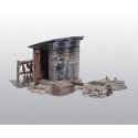 Scenic Details(R) Structure Kit -- Smokehouse - 2-1/2 x 1-3/8′ 6.4 x 3.5cm, HO Woodland Scenics 213