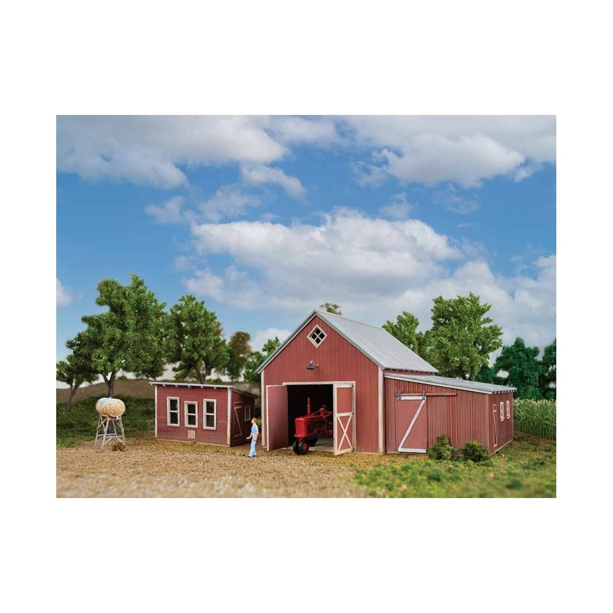Chicken Coop and Sheds -- Kit, HO Walthers Cornerstone 3346