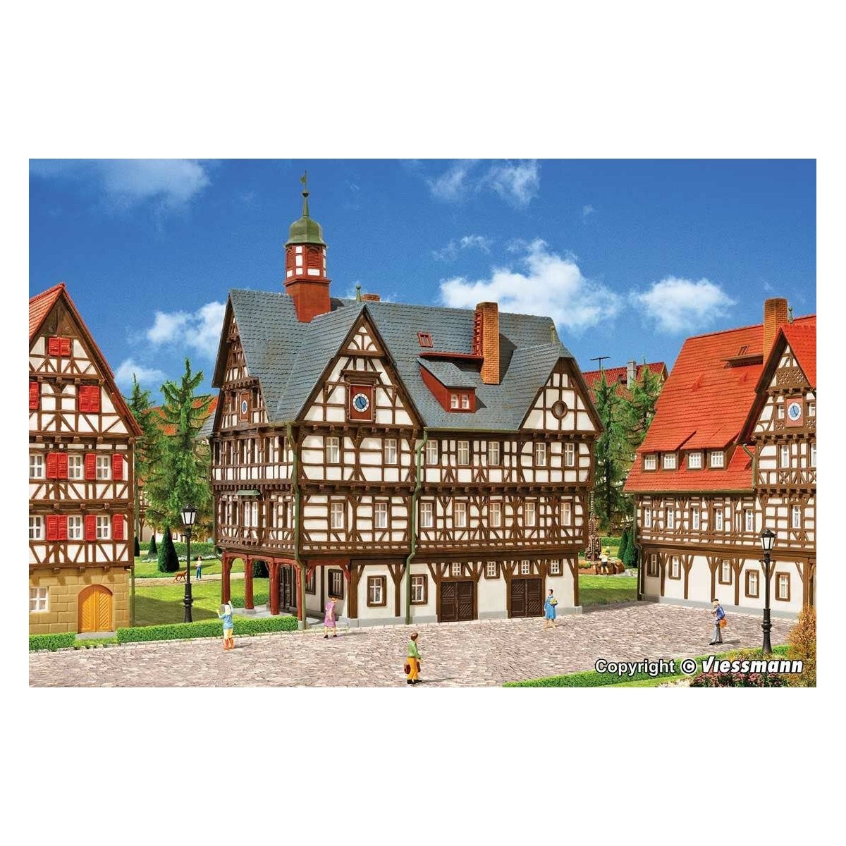 Half-Timber House -- Kit - 17 x 11.3 x 19.6cm, HO Kibri 38919