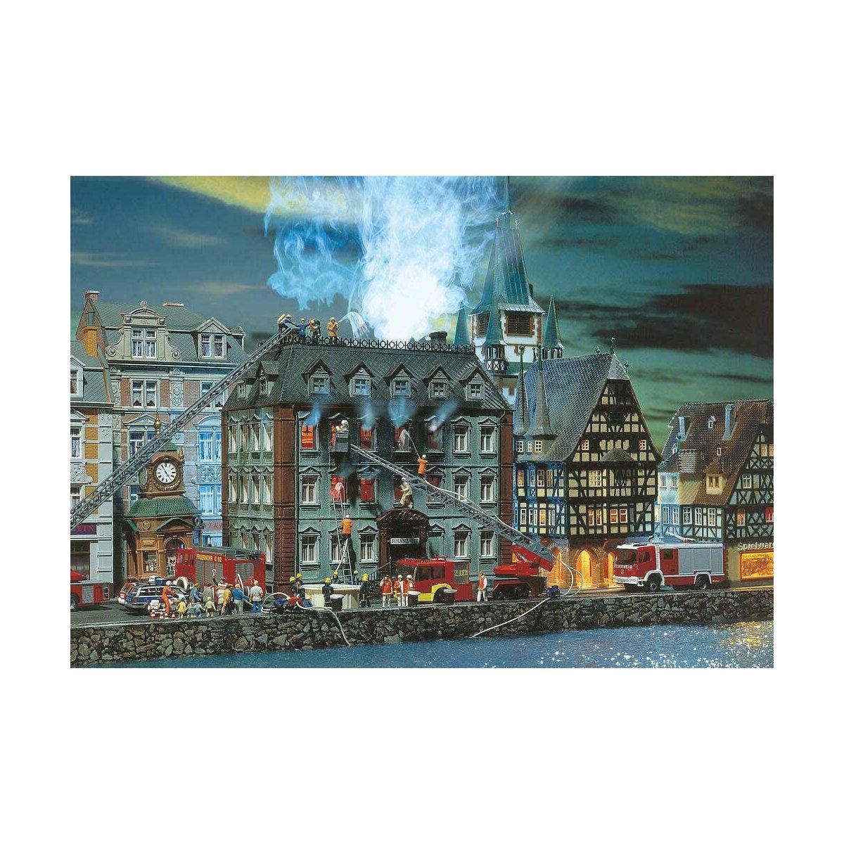 Burning Tax Office -- Kit - 4 x 2-5/8 x 3-15/16′ 10.1 x 6.7 x 10cm (Smoke/Lights Not Included), N Faller Gmbh 231721