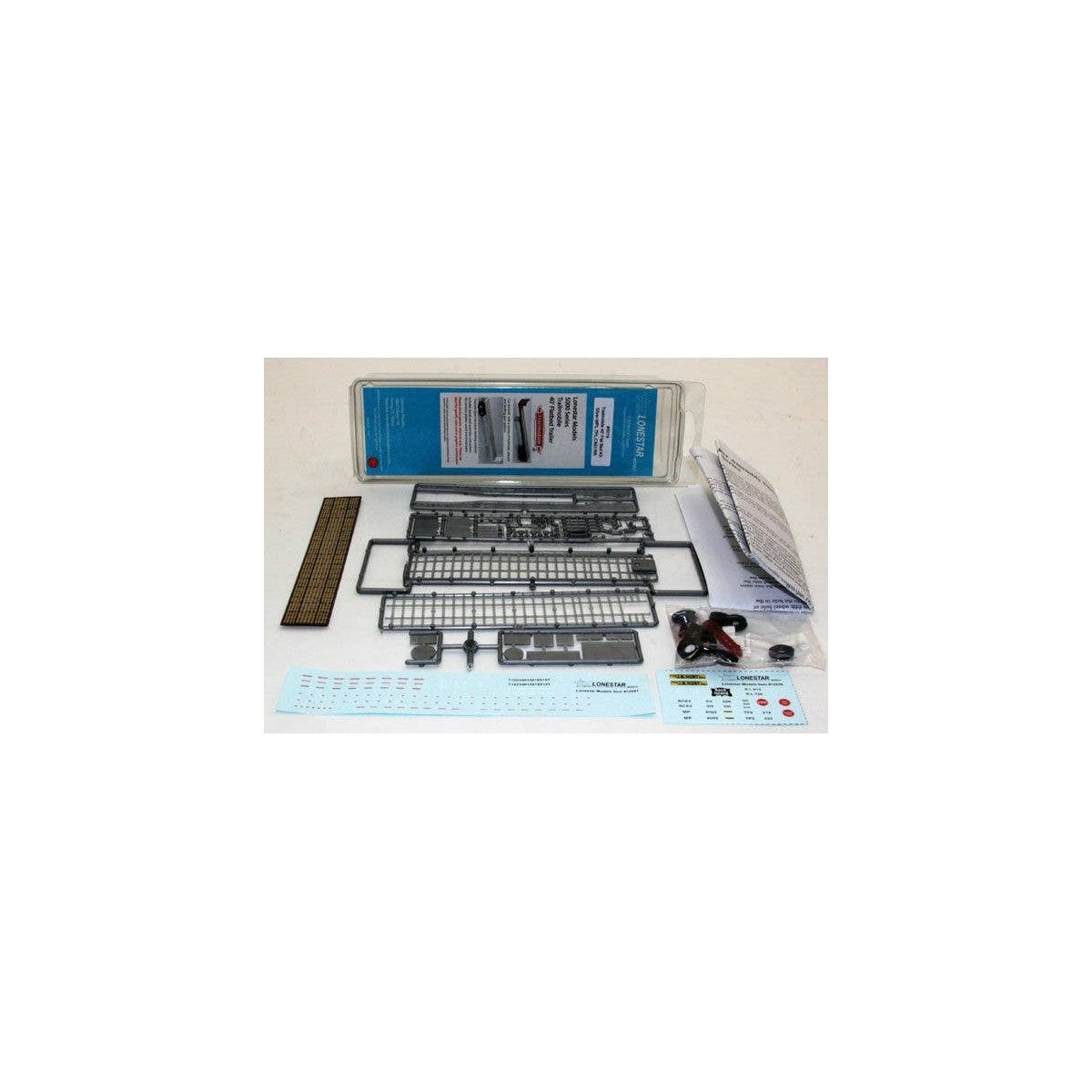 Trailmobile 40′ Flatbed Trailer - Kit -- Silver (MP, C&EI, T&P Decals), HO Lonestar Models 5019
