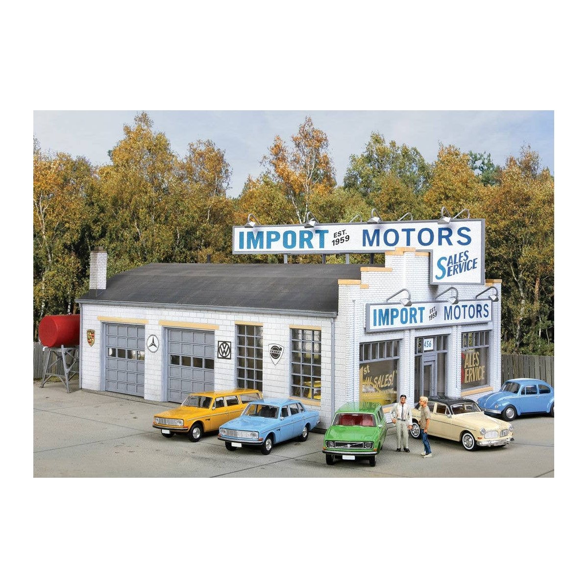 Import Motors -- Kit - 7-1/4 x 5-3/8 x 3-7/8′ 18.4 x 13.6 x 9.4cm, HO Walthers Cornerstone 4023