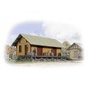 Golden Valley Freight House -- Kit - 8-3/8 x 3-3/8 x 3-1/4′ 20.9 x 8.4 x 8.1cm, HO, Walthers Cornerstone 3533