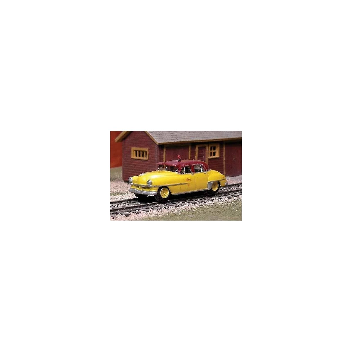 1951 Chrysler Inspection Car 1 - Resin Kit -- Undecorated, HO SYLVAN SCALE MODELS SE07