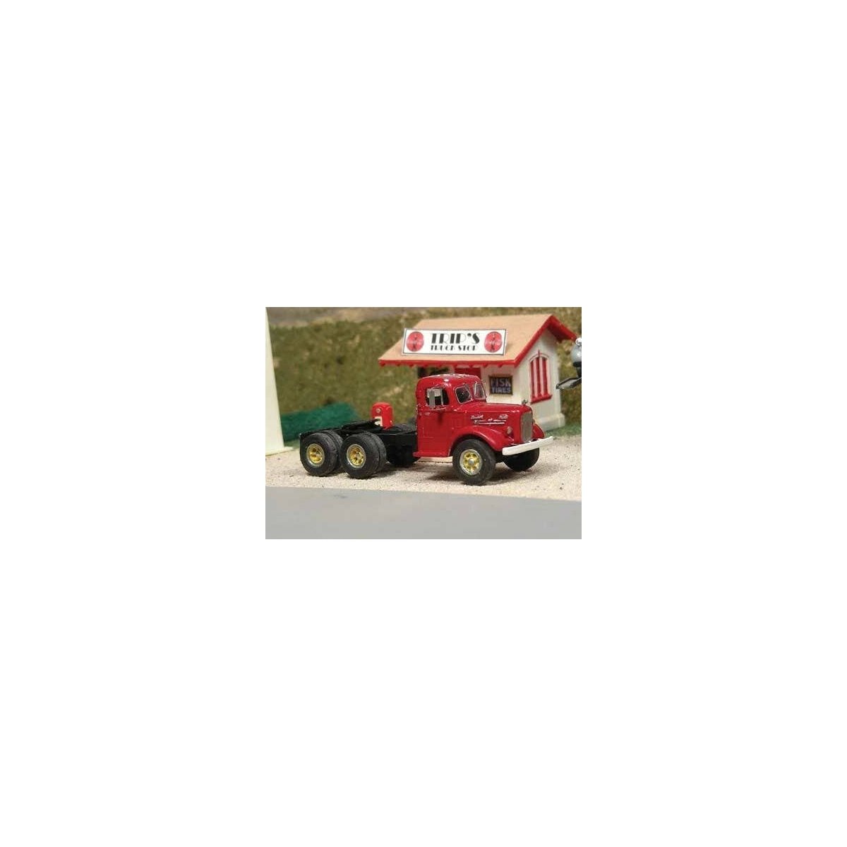 1950-1956 Mack LH Tandem-Axle Tractor - Resin Kit -- Unpainted, HO SYLVAN SCALE MODELS V348